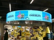 武漢國際廣場izzue等店鋪LED顯示屏、液晶顯示屏